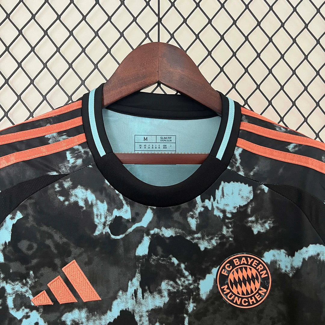 2024/2025 Bayern München Gostujoči Nogometni Dres