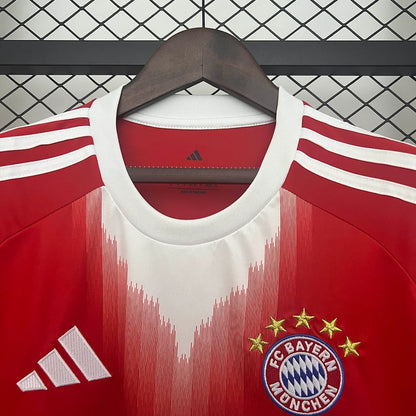 2025/2026 Bayern München Domači Nogometni Dres